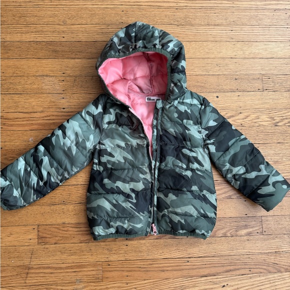Epic Threads Camouflage Puffer Jacket with Pink Lining - Picture 1 of 7